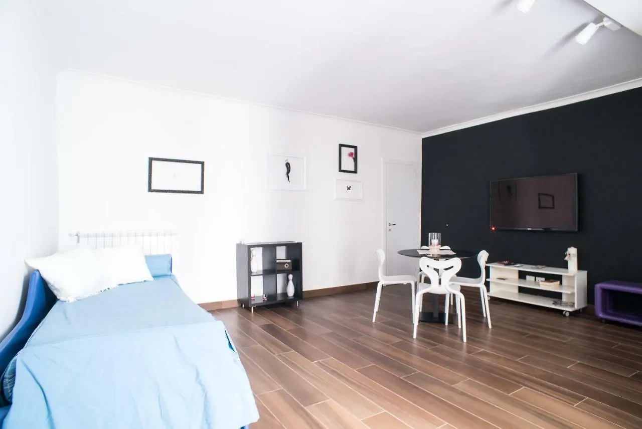 Apartment Maison Di Napoli Italy
